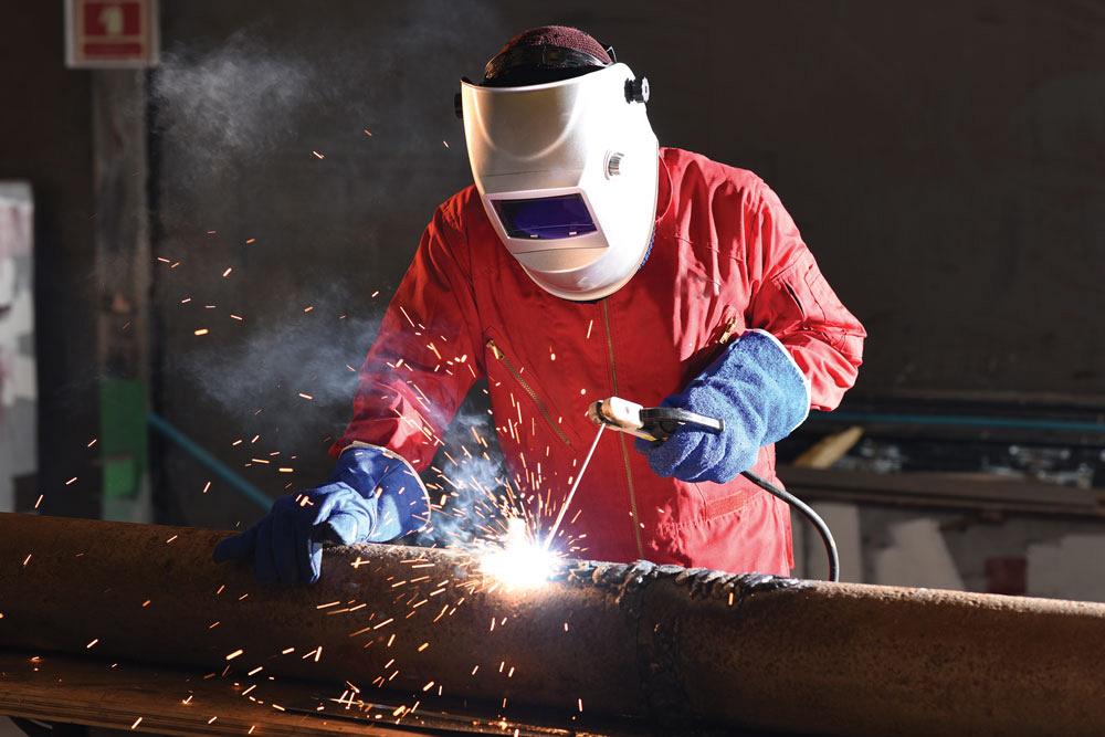 a-health-and-safety-guide-to-welding-1592844654